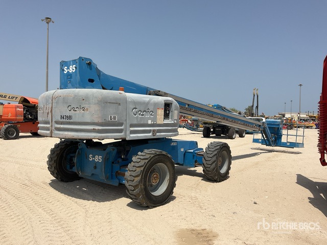2006 Genie S85 4WD Diesel Telescopic Boom Lift - Τηλεσκοπικό ανυψωτικό: φωτογραφία 4 2006 Genie S85 4WD Diesel Telescopic Boom Lift - Τηλεσκοπικό ανυψωτικό: φωτογραφία 4