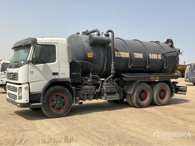 2008 Volvo FM400 6x4 20000 Liters Vacuum Tanker Truck - Όχημα εκκένωσης βόθρων: φωτογραφία 2 2008 Volvo FM400 6x4 20000 Liters Vacuum Tanker Truck - Όχημα εκκένωσης βόθρων: φωτογραφία 2