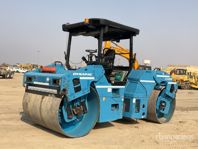 2009 Dynapac CC424HF - Ασφαλτικός οδοστρωτήρας: φωτογραφία 2 2009 Dynapac CC424HF - Ασφαλτικός οδοστρωτήρας: φωτογραφία 2