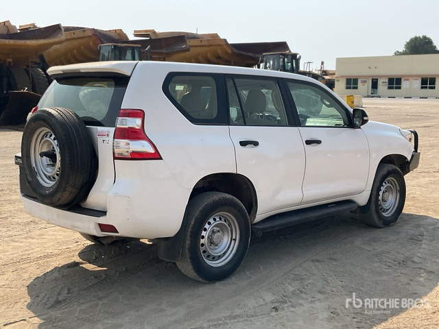 2015 Toyota Prado TX 150L 4x4 SUV - SUV: φωτογραφία 3 2015 Toyota Prado TX 150L 4x4 SUV - SUV: φωτογραφία 3