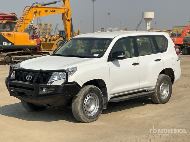 2015 Toyota Prado TX 150L 4x4 SUV - SUV: φωτογραφία 2 2015 Toyota Prado TX 150L 4x4 SUV - SUV: φωτογραφία 2