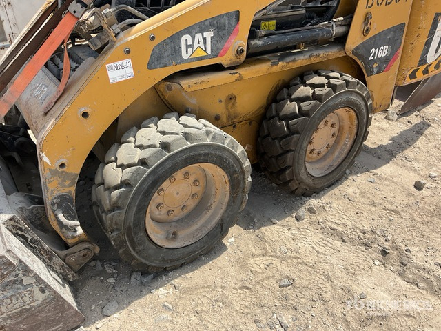 2016 Cat 216B3 (Inoperable) Skid Steer Loader - Φορτωτής πλάγιας ολίσθησης: φωτογραφία 5 2016 Cat 216B3 (Inoperable) Skid Steer Loader - Φορτωτής πλάγιας ολίσθησης: φωτογραφία 5