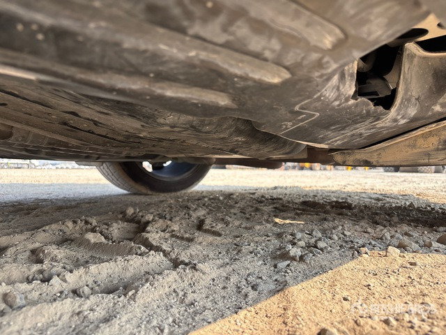 2016 Land Rover Range Rover Vogue SE AWD SUV - SUV: φωτογραφία 5 2016 Land Rover Range Rover Vogue SE AWD SUV - SUV: φωτογραφία 5