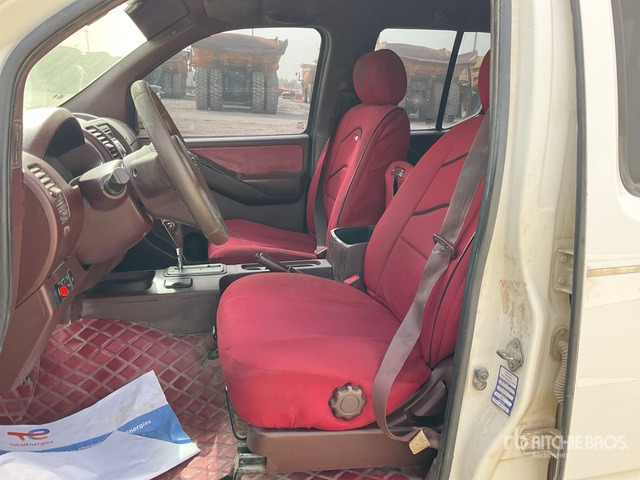 2016 Nissan 4x2 Crew Cab Pickup - Ημιφορτηγό: φωτογραφία 5 2016 Nissan 4x2 Crew Cab Pickup - Ημιφορτηγό: φωτογραφία 5