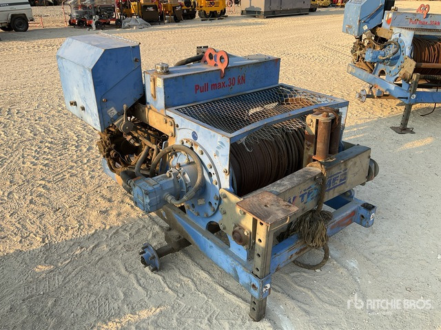 2016 Tesmec AMC 402 1000 Kg Portable Hydraulic Winch :Misc. Utility Equipment - Βίντσι: φωτογραφία 2 2016 Tesmec AMC 402 1000 Kg Portable Hydraulic Winch :Misc. Utility Equipment - Βίντσι: φωτογραφία 2