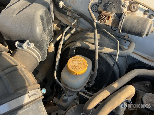 2018 Nissan Patrol GL 4x4 SUV - SUV: φωτογραφία 4 2018 Nissan Patrol GL 4x4 SUV - SUV: φωτογραφία 4