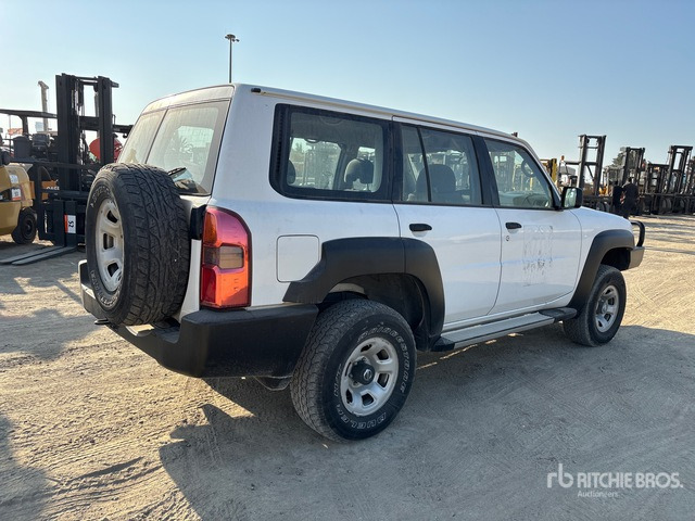 2018 Nissan Patrol GL 4x4 SUV - SUV: φωτογραφία 3 2018 Nissan Patrol GL 4x4 SUV - SUV: φωτογραφία 3