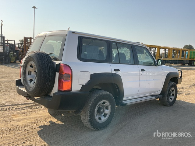 2018 Nissan Patrol GL 4x4 SUV - SUV: φωτογραφία 3 2018 Nissan Patrol GL 4x4 SUV - SUV: φωτογραφία 3