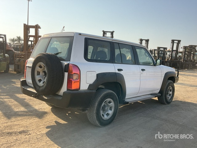 2018 Nissan Patrol GL 4x4 SUV - SUV: φωτογραφία 3 2018 Nissan Patrol GL 4x4 SUV - SUV: φωτογραφία 3