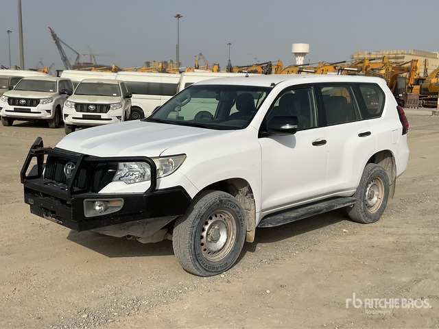 2018 Toyota Prado 150L 4x4 SUV - SUV: φωτογραφία 2 2018 Toyota Prado 150L 4x4 SUV - SUV: φωτογραφία 2