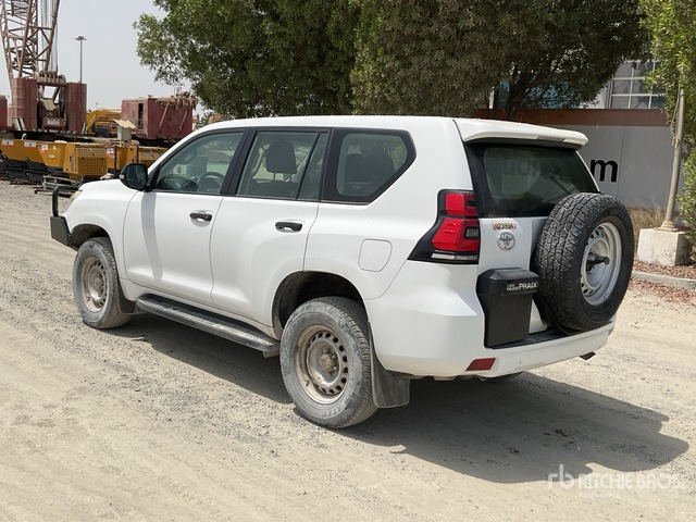 2018 Toyota Prado 150L 4x4 SUV - SUV: φωτογραφία 3 2018 Toyota Prado 150L 4x4 SUV - SUV: φωτογραφία 3