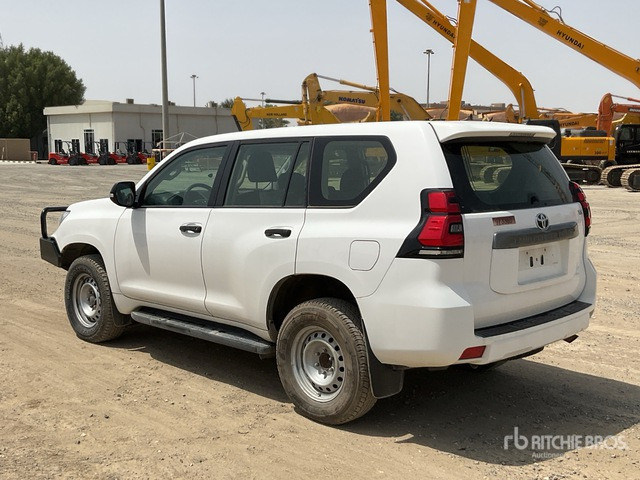 2018 Toyota Prado TX 150L 4x4 SUV - SUV: φωτογραφία 4 2018 Toyota Prado TX 150L 4x4 SUV - SUV: φωτογραφία 4