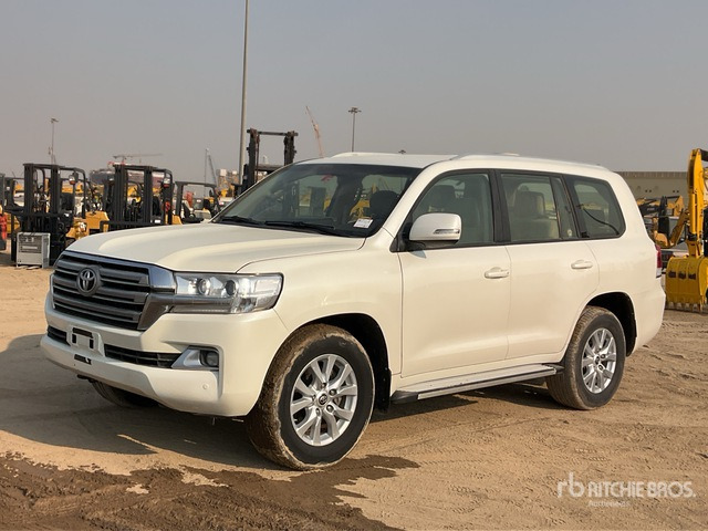 2019 Toyota Land Cruiser GXR- 200L 4x4 SUV - SUV: φωτογραφία 1 2019 Toyota Land Cruiser GXR- 200L 4x4 SUV - SUV: φωτογραφία 1