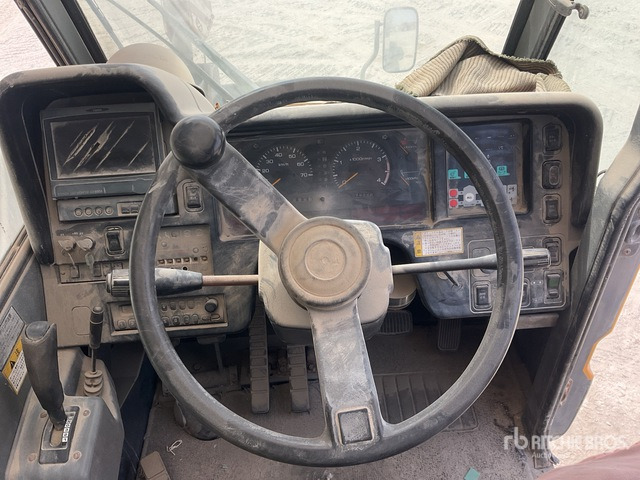 Kato KR-25H Rough Terrain Crane - Γερανός για ανώμαλο έδαφος: φωτογραφία 4 Kato KR-25H Rough Terrain Crane - Γερανός για ανώμαλο έδαφος: φωτογραφία 4