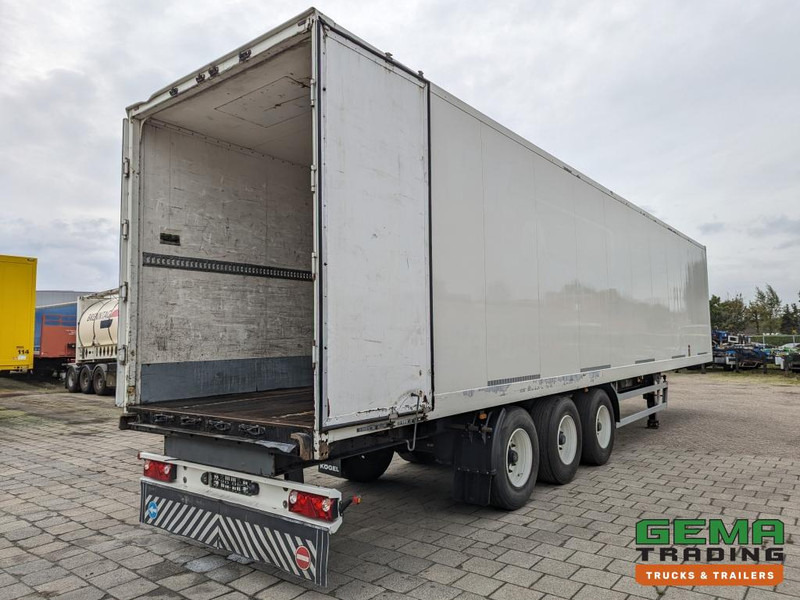 ATTS OP38.3 3-Assen BPW - Schijfremmen - Gesloten Opbouw - Achterdeuren - HH Vloer - Star (O2046) - Επικαθήμενο κόφα: φωτογραφία 3 ATTS OP38.3 3-Assen BPW - Schijfremmen - Gesloten Opbouw - Achterdeuren - HH Vloer - Star (O2046) - Επικαθήμενο κόφα: φωτογραφία 3