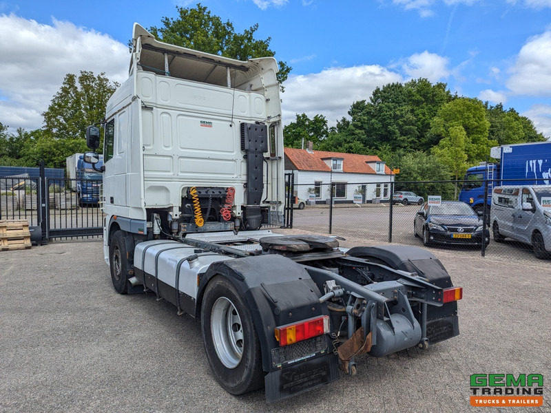 DAF FT XF105.460 4x2 Superspacecab Euro5 - Retarder - Dubbele tanks - Groot brandstoffilter - Τράκτορας: φωτογραφία 4 DAF FT XF105.460 4x2 Superspacecab Euro5 - Retarder - Dubbele tanks - Groot brandstoffilter - Τράκτορας: φωτογραφία 4