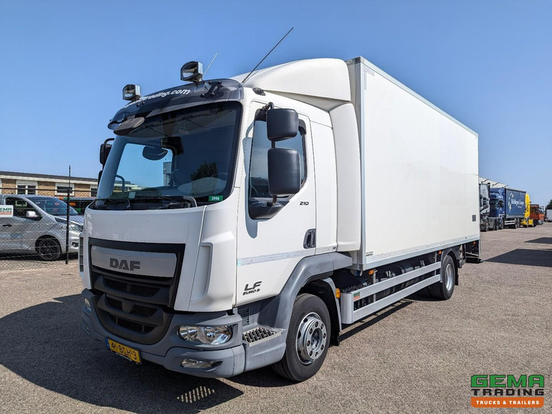 DAF LF 210 FA 4x2 Slaapcab Euro6 - Koelbak 5.5M + Konvekta/Solar-Koeler + Laadklep 1500KG - Zijdeur - 08/2025 APK - Φορτηγό ψυγείο: φωτογραφία 1 DAF LF 210 FA 4x2 Slaapcab Euro6 - Koelbak 5.5M + Konvekta/Solar-Koeler + Laadklep 1500KG - Zijdeur - 08/2025 APK - Φορτηγό ψυγείο: φωτογραφία 1