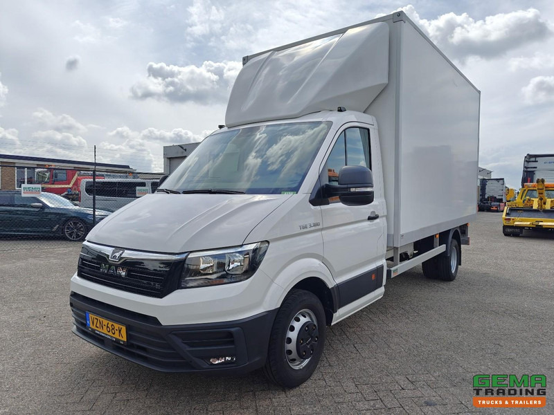 MAN TGE 3.180 4x2 Dagcabine Euro6D - GeslotenBak 4.2m + Laadklep 750KG - Dubbellucht - 5500km! NIEUWSTAAT! ONGEBRUIKT! - Επαγγελματικό αυτοκίνητο κόφα: φωτογραφία 1 MAN TGE 3.180 4x2 Dagcabine Euro6D - GeslotenBak 4.2m + Laadklep 750KG - Dubbellucht - 5500km! NIEUWSTAAT! ONGEBRUIKT! - Επαγγελματικό αυτοκίνητο κόφα: φωτογραφία 1