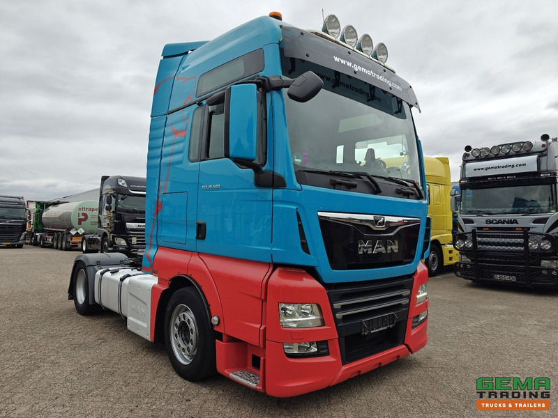 MAN TGX 18.500 4x2 XXL Euro6 - MEGA - Retarder - Dubbele Tanks - Standairco - KoffieMachine - Τράκτορας: φωτογραφία 2 MAN TGX 18.500 4x2 XXL Euro6 - MEGA - Retarder - Dubbele Tanks - Standairco - KoffieMachine - Τράκτορας: φωτογραφία 2