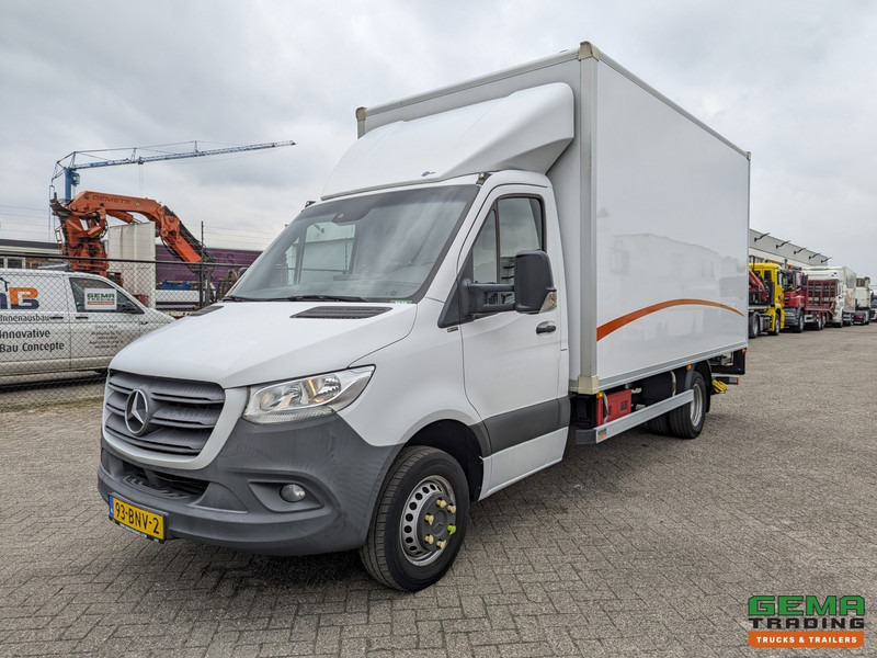 Mercedes-Benz Sprinter 517 CDI 4x2 Euro6D - Gesloten Bak 4.2M + Laadklep 1000KG - Automaat - 10/2025APK - Επαγγελματικό αυτοκίνητο κόφα: φωτογραφία 1 Mercedes-Benz Sprinter 517 CDI 4x2 Euro6D - Gesloten Bak 4.2M + Laadklep 1000KG - Automaat - 10/2025APK - Επαγγελματικό αυτοκίνητο κόφα: φωτογραφία 1
