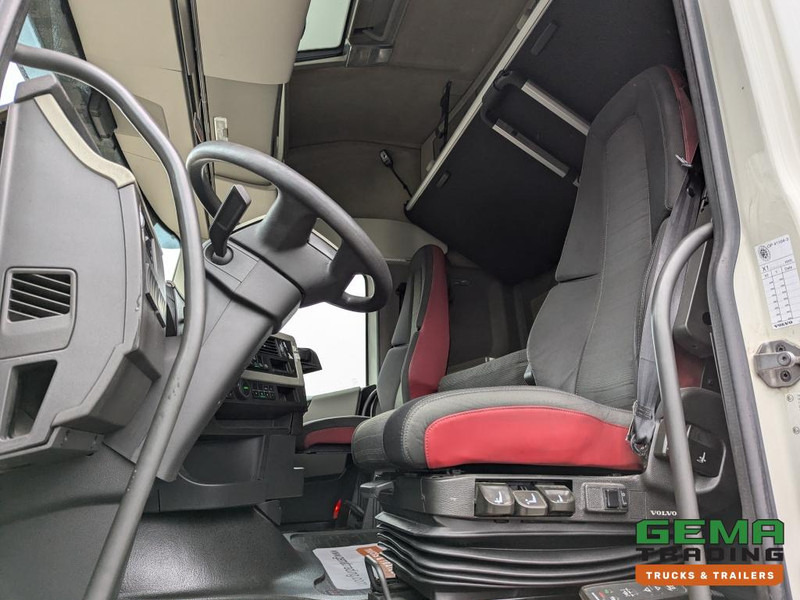 Volvo FH420 4x2 Euro6 FH420 4x2 Globetrotter Euro6 - XLOW / Mega - VEB+ - Double Tanks - Air Suspension - Τράκτορας: φωτογραφία 5 Volvo FH420 4x2 Euro6 FH420 4x2 Globetrotter Euro6 - XLOW / Mega - VEB+ - Double Tanks - Air Suspension - Τράκτορας: φωτογραφία 5