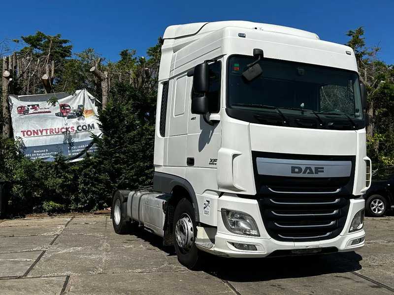 DAF XF 460 4X2 Tractor-unit Spring/Air Retarder ACC Euro6 - Τράκτορας: φωτογραφία 1 DAF XF 460 4X2 Tractor-unit Spring/Air Retarder ACC Euro6 - Τράκτορας: φωτογραφία 1