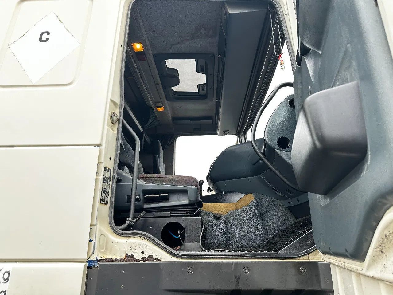 Τράκτορας DAF XF 95.380 4X2 Tractor-unit Spring/Air ZF Manual DAF XF 95.380 4X2 Tractor-unit Spring/Air ZF Manual: φωτογραφία 15