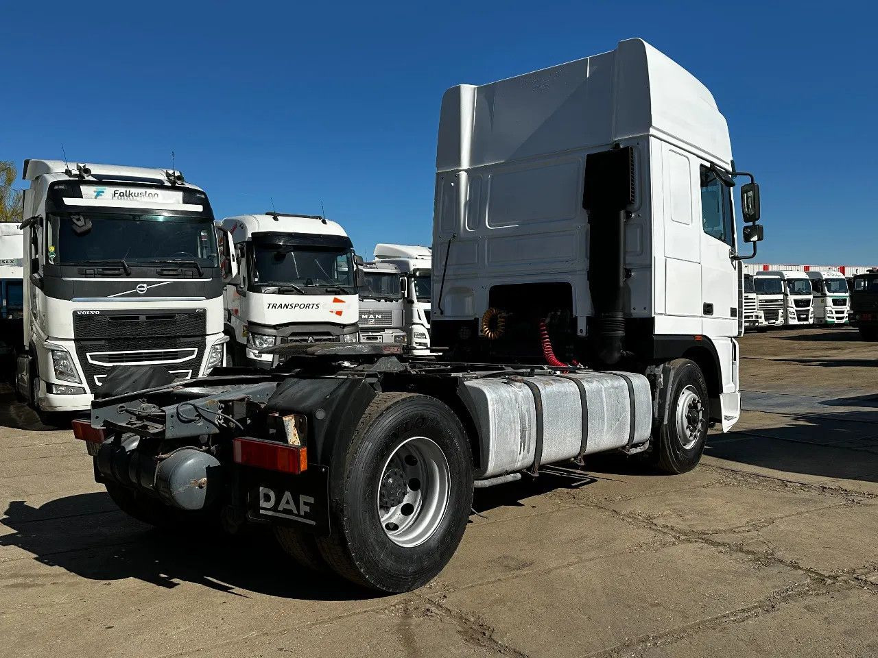 DAF XF 95.480 4X2 Tractor-unit Spring/Air ZF Manual - Τράκτορας: φωτογραφία 4 DAF XF 95.480 4X2 Tractor-unit Spring/Air ZF Manual - Τράκτορας: φωτογραφία 4
