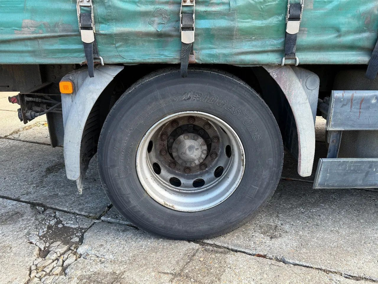 MAN TGA 18.440 4X2 BOX Spring/Air EURO3 Retarder ZF - Φορτηγό κόφα: φωτογραφία 5 MAN TGA 18.440 4X2 BOX Spring/Air EURO3 Retarder ZF - Φορτηγό κόφα: φωτογραφία 5