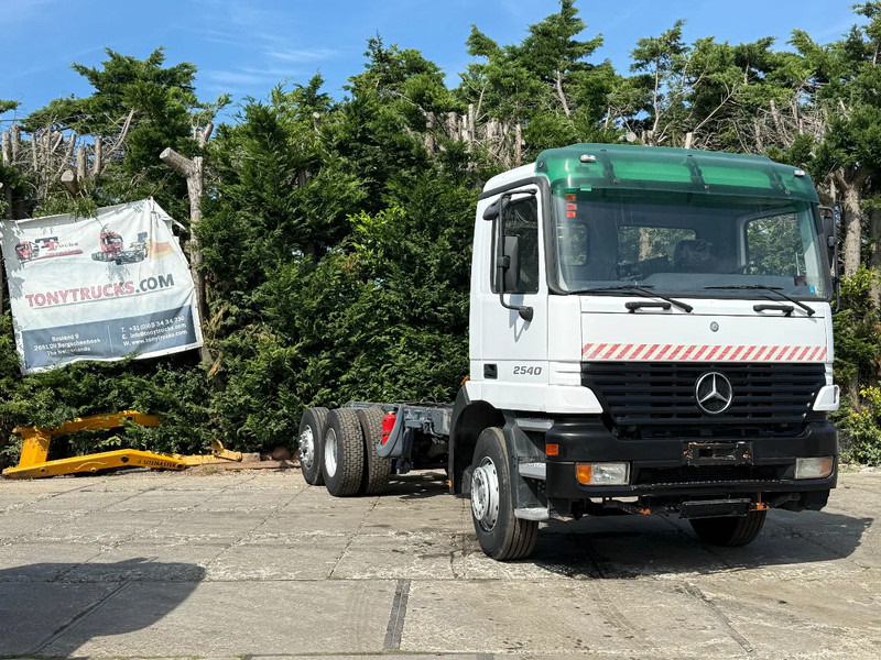 Mercedes-Benz Actros 2540 V6 6X2 Chassis Spring/Air Manual gearbox - Φορτηγό σασί: φωτογραφία 1 Mercedes-Benz Actros 2540 V6 6X2 Chassis Spring/Air Manual gearbox - Φορτηγό σασί: φωτογραφία 1