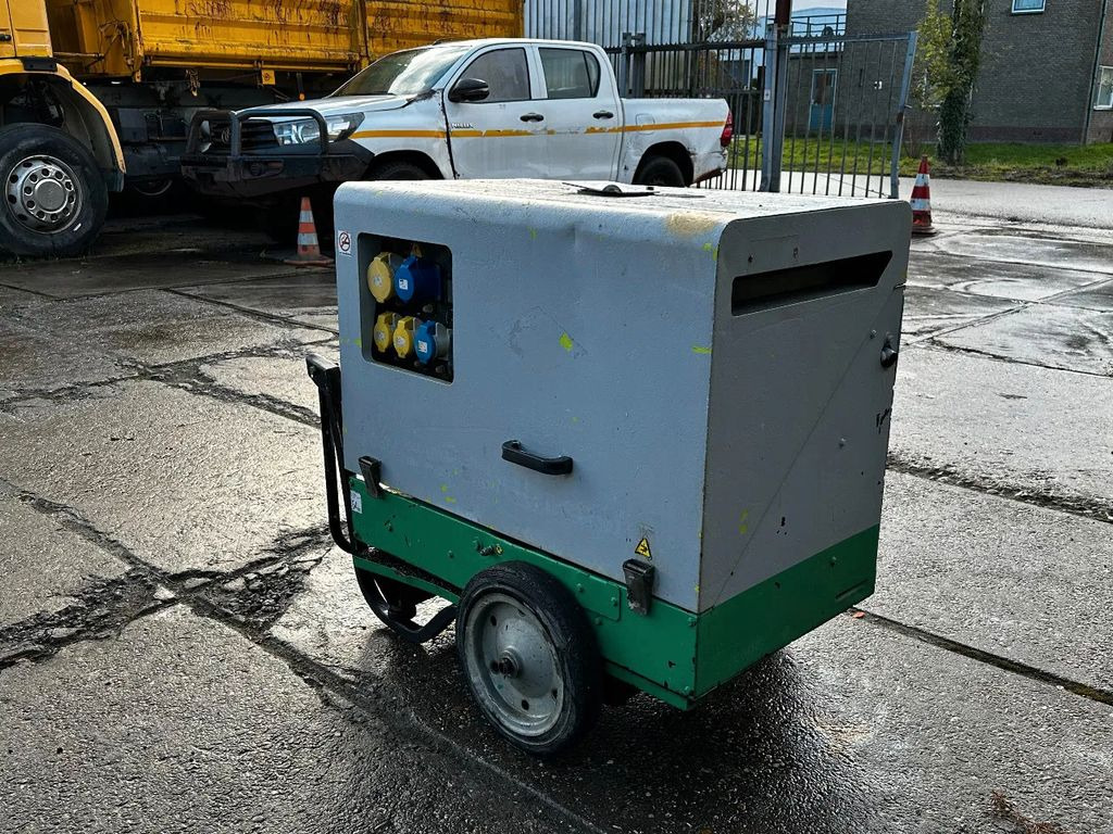 Pramac P6000S2 6KVA Generator - Βιομηχανική γεννήτρια: φωτογραφία 4 Pramac P6000S2 6KVA Generator - Βιομηχανική γεννήτρια: φωτογραφία 4