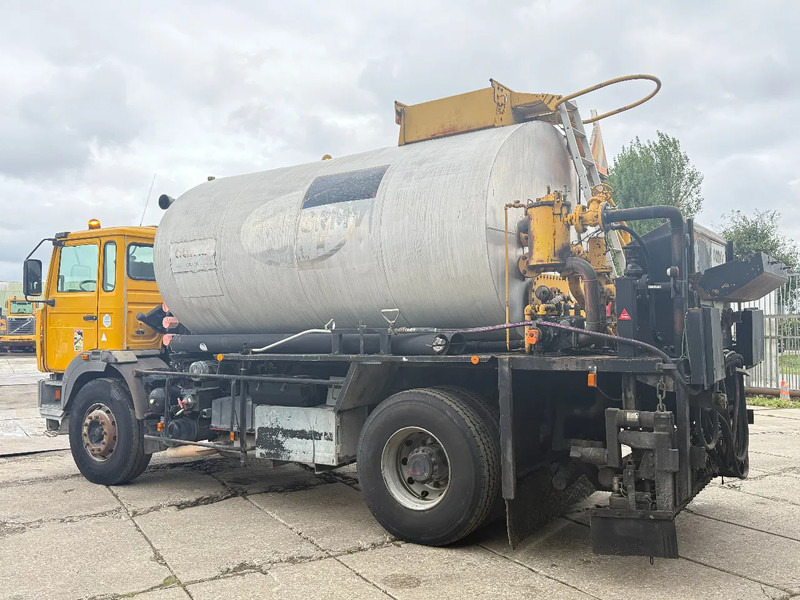 Renault G260 4X2 ACMAR Bitumen Sprayer 10.000L Spring/Spring Manual Gear - Φορτηγό: φωτογραφία 3 Renault G260 4X2 ACMAR Bitumen Sprayer 10.000L Spring/Spring Manual Gear - Φορτηγό: φωτογραφία 3