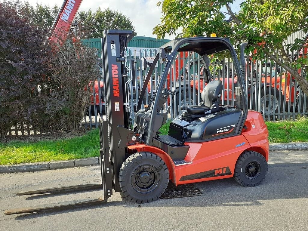 Manitou MI 25 D - Πετρελαιοκίνητο περονοφόρο: φωτογραφία 1 Manitou MI 25 D - Πετρελαιοκίνητο περονοφόρο: φωτογραφία 1