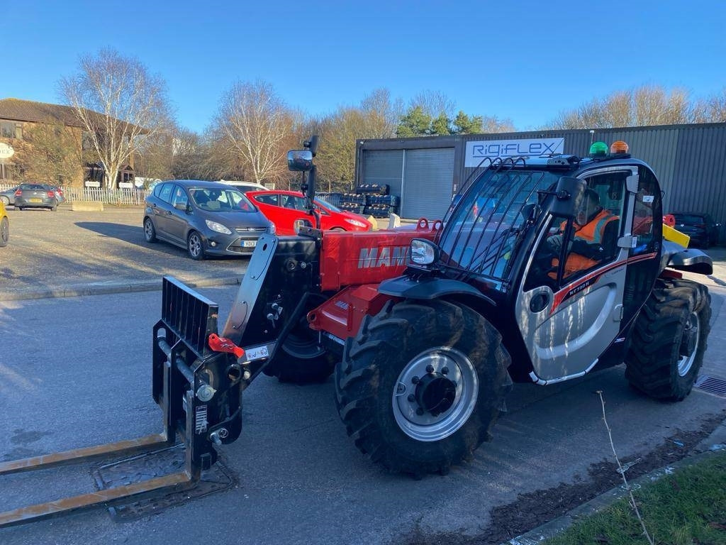 Manitou MT730H - Τηλεσκοπικός φορτωτής: φωτογραφία 5 Manitou MT730H - Τηλεσκοπικός φορτωτής: φωτογραφία 5