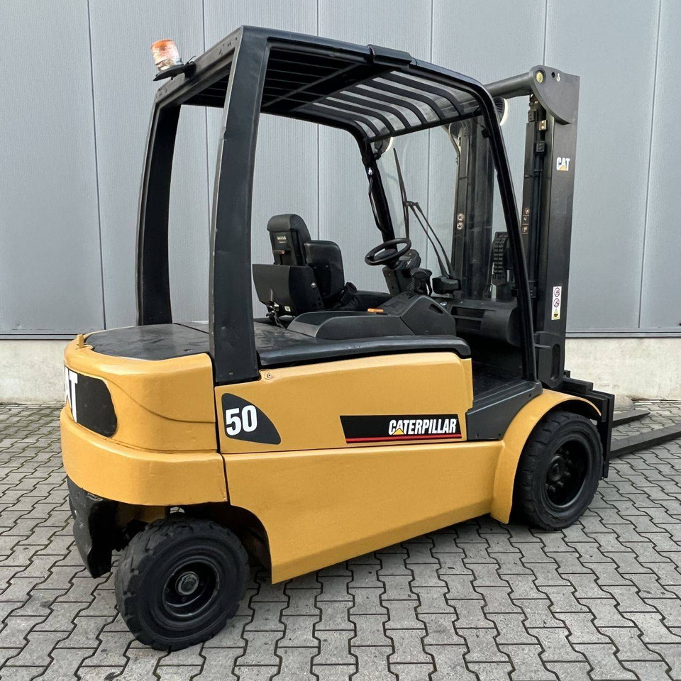 Caterpillar EP50 - Ηλεκτροκίνητο περονοφόρο: φωτογραφία 5 Caterpillar EP50 - Ηλεκτροκίνητο περονοφόρο: φωτογραφία 5