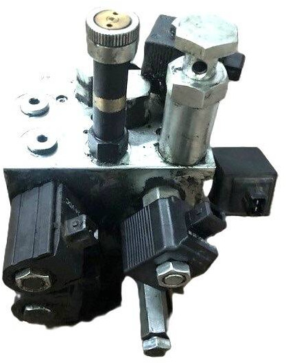 Control valve block for Linde/ Still - Υδραυλική βαλβίδα για Ανυψωτικό μηχάνημα: φωτογραφία 1 Control valve block for Linde/ Still - Υδραυλική βαλβίδα για Ανυψωτικό μηχάνημα: φωτογραφία 1