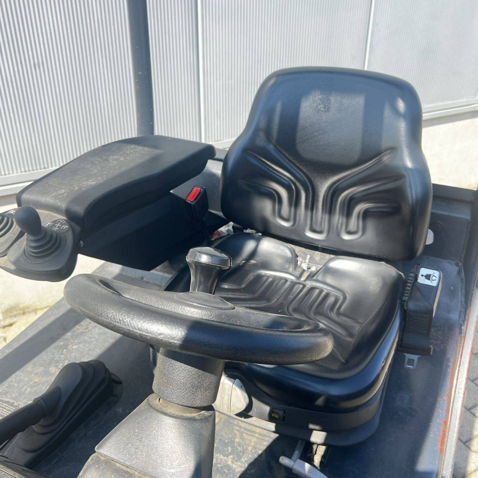 Linde E14 (335-02) - Ηλεκτροκίνητο περονοφόρο: φωτογραφία 4 Linde E14 (335-02) - Ηλεκτροκίνητο περονοφόρο: φωτογραφία 4