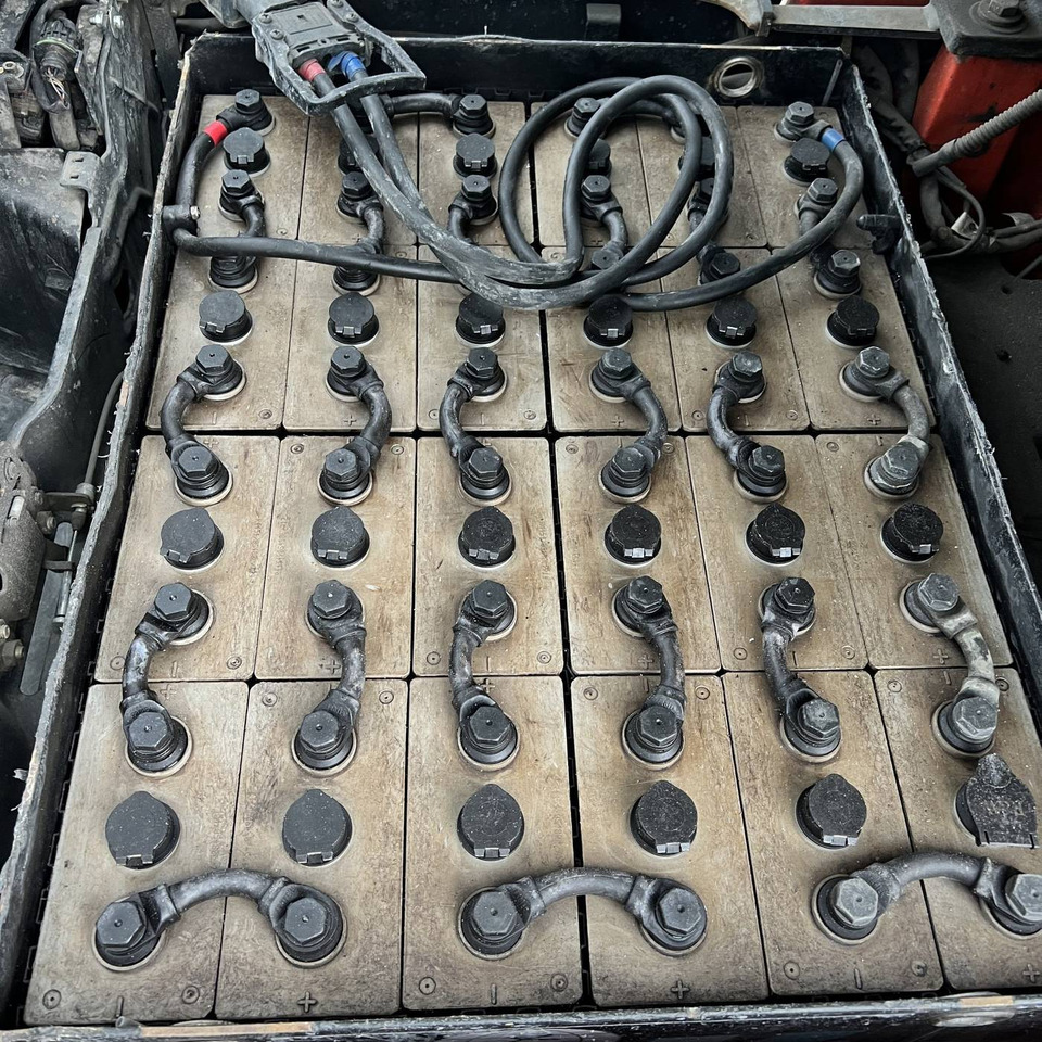 Linde E16 (386) - Ηλεκτροκίνητο περονοφόρο: φωτογραφία 4 Linde E16 (386) - Ηλεκτροκίνητο περονοφόρο: φωτογραφία 4