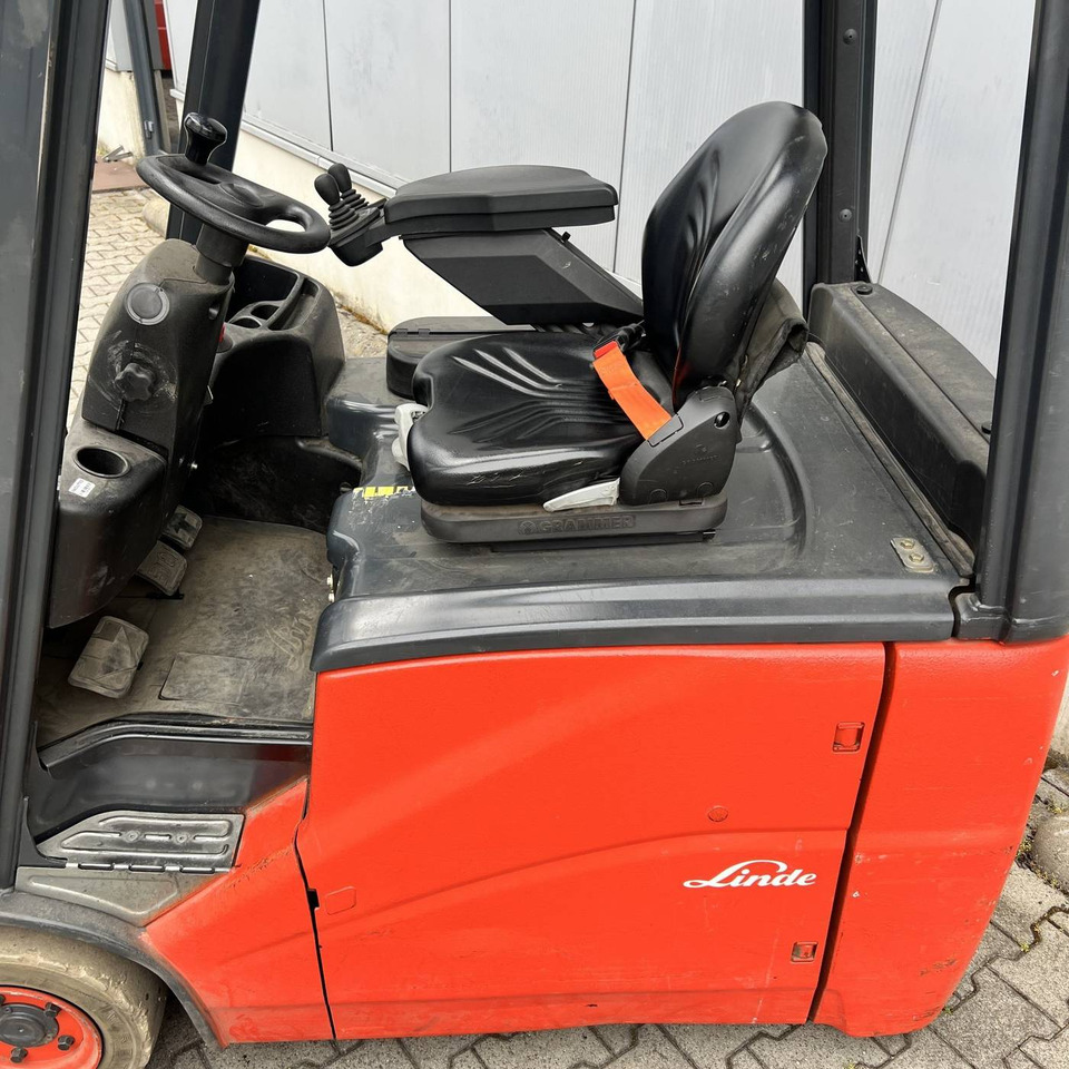 Linde E16H (386) - Ηλεκτροκίνητο περονοφόρο: φωτογραφία 1 Linde E16H (386) - Ηλεκτροκίνητο περονοφόρο: φωτογραφία 1