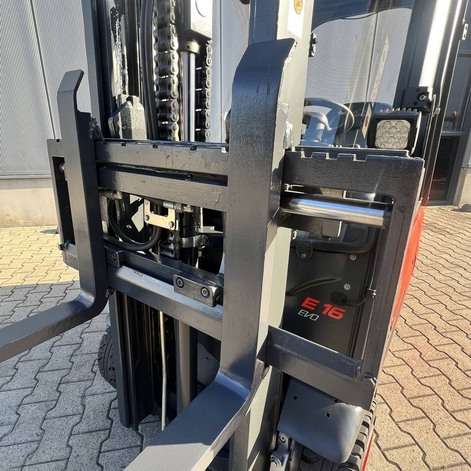 Ηλεκτροκίνητο περονοφόρο Linde E16P (386-02) EVO: φωτογραφία 17 Ηλεκτροκίνητο περονοφόρο Linde E16P (386-02) EVO: φωτογραφία 17