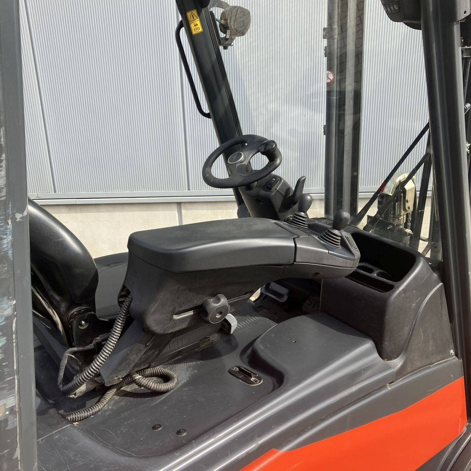 Linde E16PH-02 (386) EVO - Ηλεκτροκίνητο περονοφόρο: φωτογραφία 3 Linde E16PH-02 (386) EVO - Ηλεκτροκίνητο περονοφόρο: φωτογραφία 3
