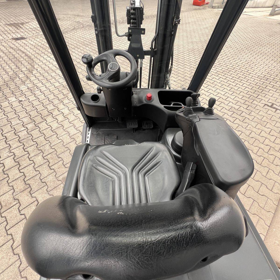 Linde E20PL (386-02) EVO - Ηλεκτροκίνητο περονοφόρο: φωτογραφία 4 Linde E20PL (386-02) EVO - Ηλεκτροκίνητο περονοφόρο: φωτογραφία 4