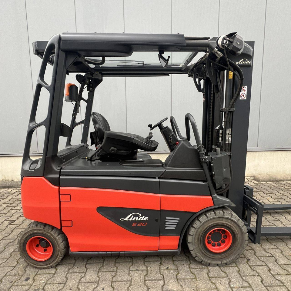 Linde E20R (387) Roadster - Ηλεκτροκίνητο περονοφόρο: φωτογραφία 3 Linde E20R (387) Roadster - Ηλεκτροκίνητο περονοφόρο: φωτογραφία 3