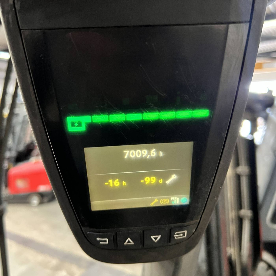 Linde E30/600H (387) - Ηλεκτροκίνητο περονοφόρο: φωτογραφία 5 Linde E30/600H (387) - Ηλεκτροκίνητο περονοφόρο: φωτογραφία 5