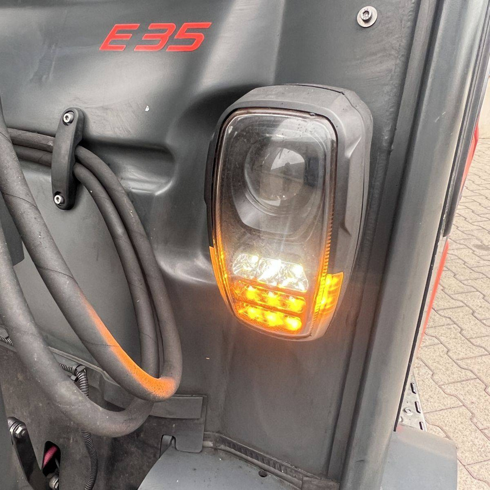 Ηλεκτροκίνητο περονοφόρο Linde E35/600H (388): φωτογραφία 13 Ηλεκτροκίνητο περονοφόρο Linde E35/600H (388): φωτογραφία 13
