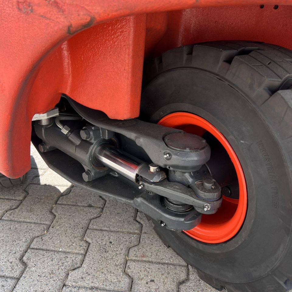 Ηλεκτροκίνητο περονοφόρο Linde E35/600H (388): φωτογραφία 20 Ηλεκτροκίνητο περονοφόρο Linde E35/600H (388): φωτογραφία 20