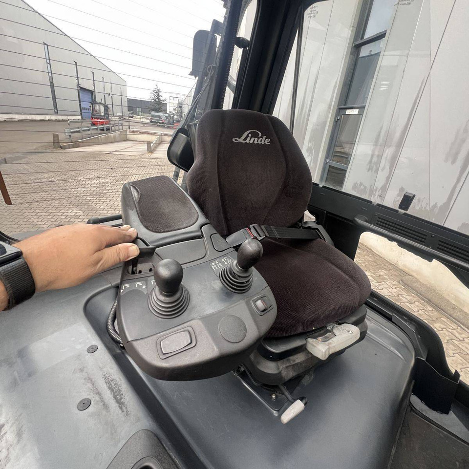 Linde E35/600H (388) - Ηλεκτροκίνητο περονοφόρο: φωτογραφία 4 Linde E35/600H (388) - Ηλεκτροκίνητο περονοφόρο: φωτογραφία 4