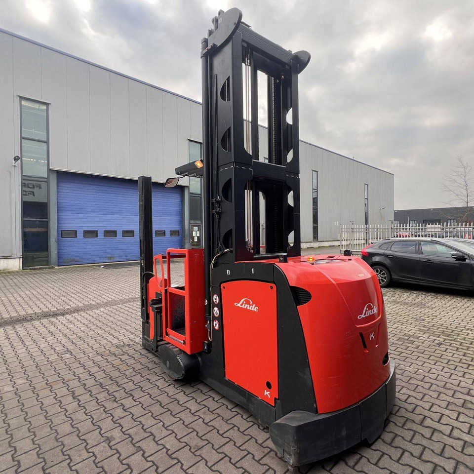 Linde Kombi L-Head (011) - Ράφι αποθήκης: φωτογραφία 1 Linde Kombi L-Head (011) - Ράφι αποθήκης: φωτογραφία 1