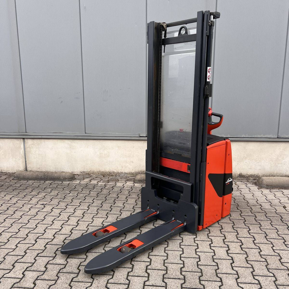 Linde L14 (1173) - Μηχάνημα στοίβαξης: φωτογραφία 2 Linde L14 (1173) - Μηχάνημα στοίβαξης: φωτογραφία 2