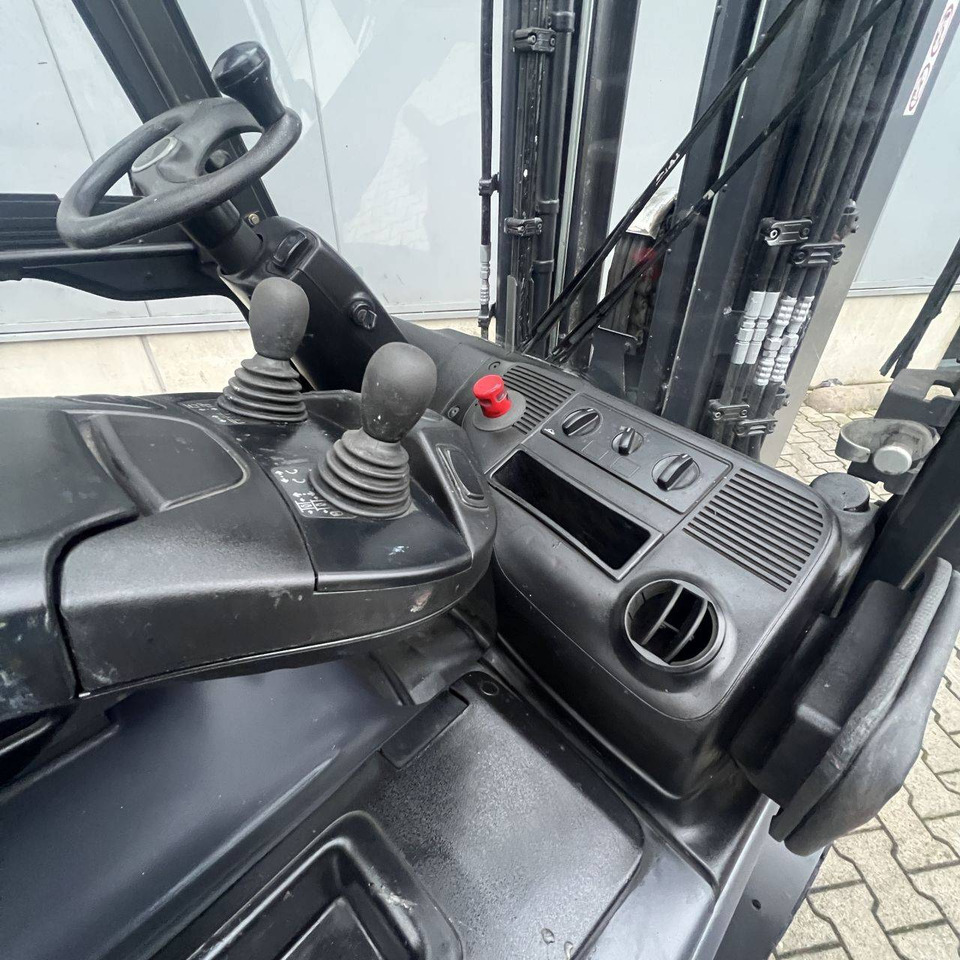 Linde Linde E40/600H (388) - Ηλεκτροκίνητο περονοφόρο: φωτογραφία 5 Linde Linde E40/600H (388) - Ηλεκτροκίνητο περονοφόρο: φωτογραφία 5